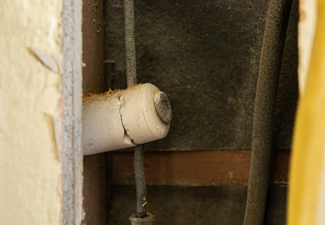 Why You Need To Update Your Knob And Tube Wiring For Pittsburgh Homes
