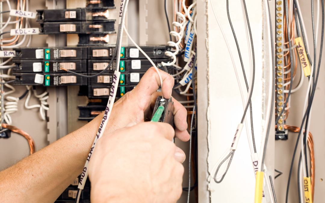 Signs You Need To Replace Your Main Panel Box in Your Home