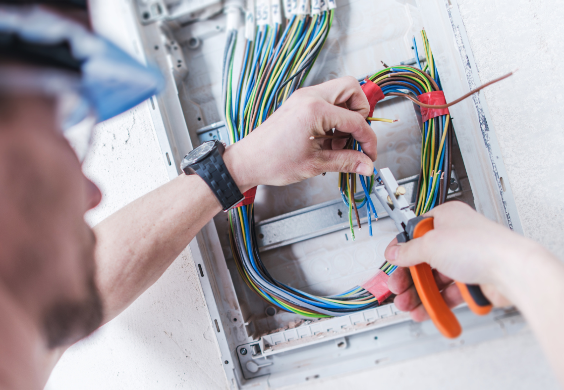 Signs Your Home Has Faulty Electrical Wiring In Pittsburgh, PA